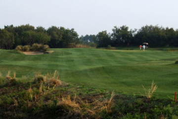 Authentic links golf at Heathland at Legends