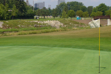 Soldiers Field Memorial Golf Course - Hole 5