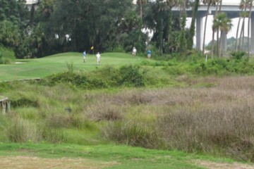 Queen's Harbour Yacht & Country Club - hole 13
