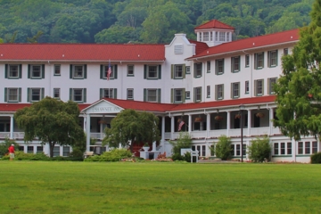 Shawnee Inn and Golf Resort - The Inn