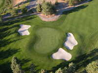 MeadowWood GC: #18