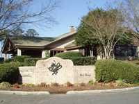 Honey Bee GC: Pro shop